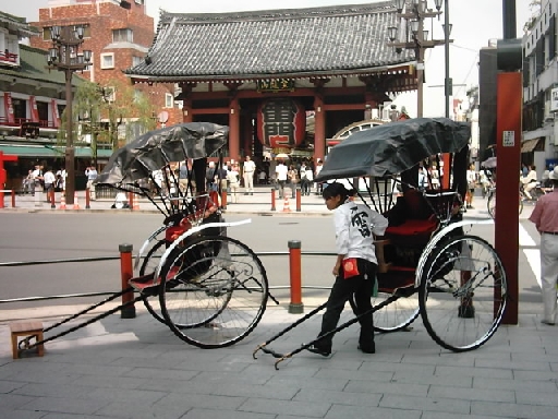 03_asakusa_tor_zum_traditionellen_markt.jpg